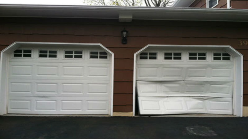 Smooth, Secure, and Strong: Garage Door Repair Guntersville, AL, Delivers