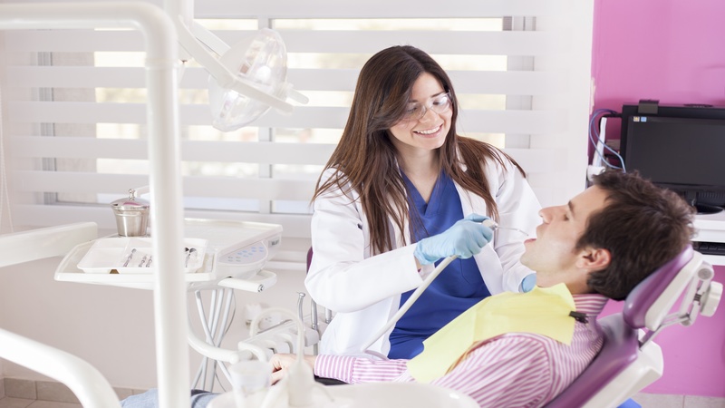 Children’s Dentist in Crystal Lake, IL: Promoting Healthy Smiles from an Early Age