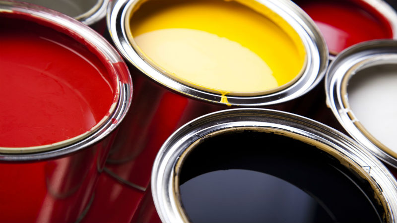 The Benefits of Hiring a Painter In Corona for the Inside of Your Home