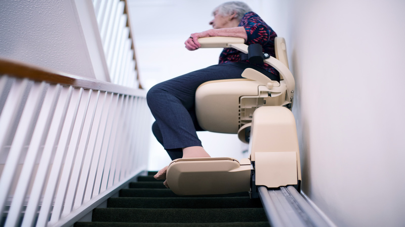 Key Reasons to Hire Professionals to Build Curved Stairlifts in NJ