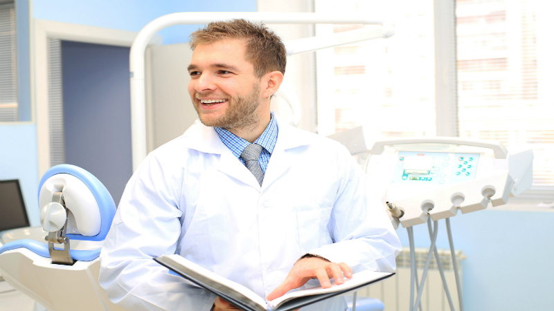 The Importance of an Emergency Dentist to Residents in Naperville