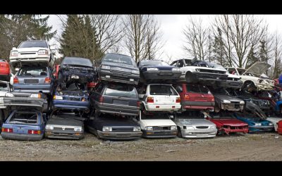 Your Guide To Places That Junk Cars in Milwaukee, WI: Turn Clunkers Into Cash